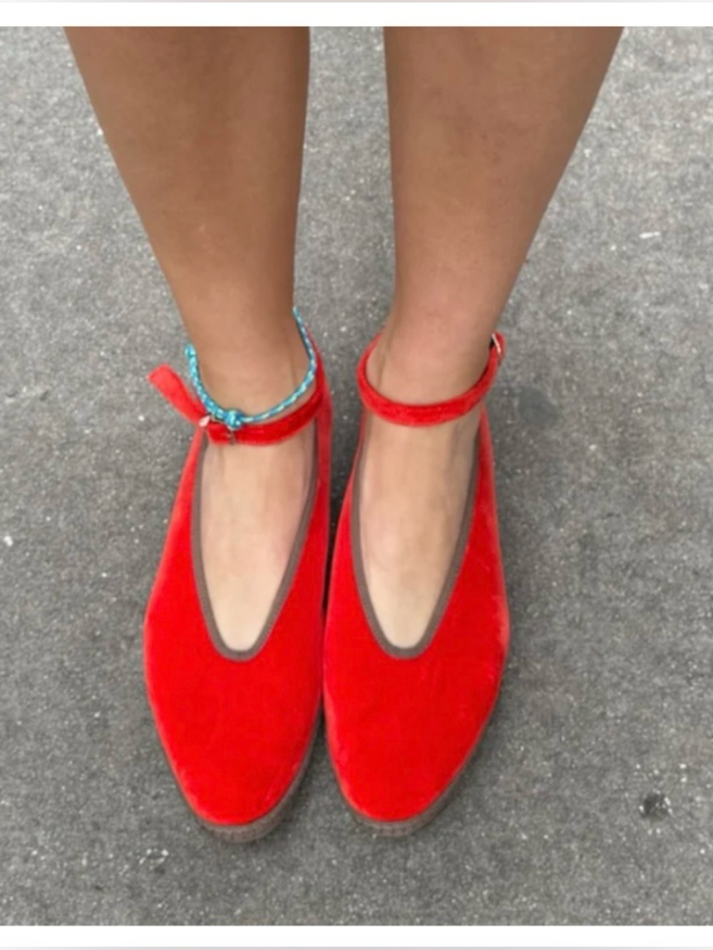 Viani Milano red velvet ballet flats